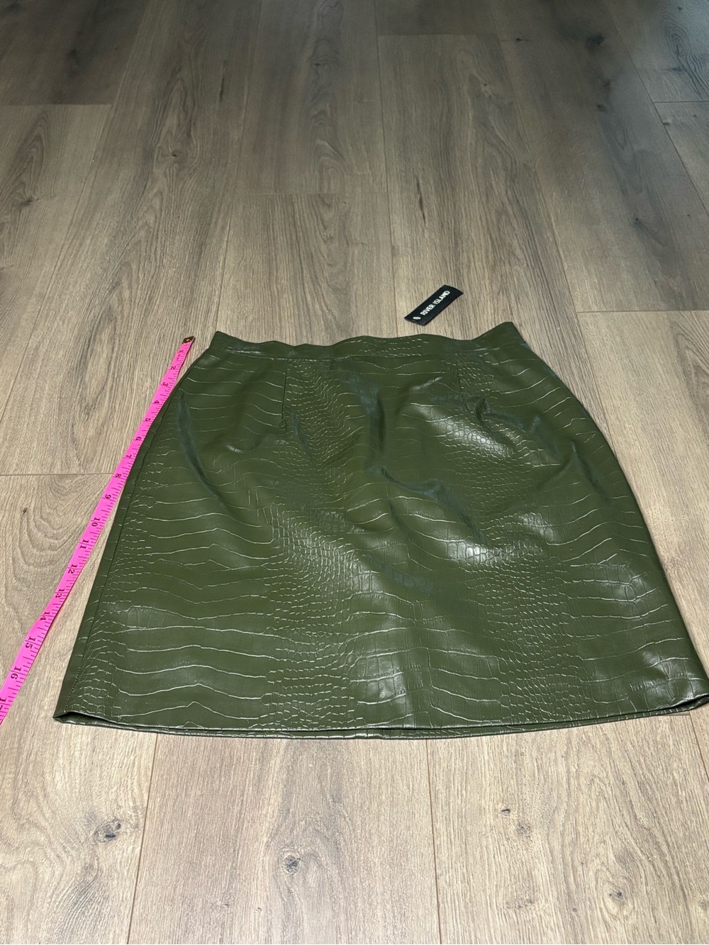 River Island Olive Green Faux Croc Mini Skirt - Picture 2 of 11
